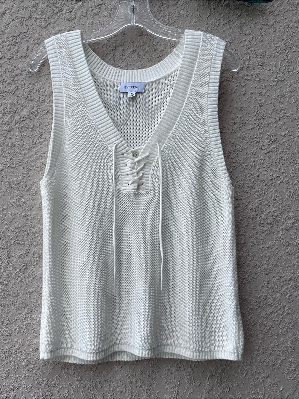Evereve Ivory White Knit Sleeveless Lace-Up V-Neck Tank size M